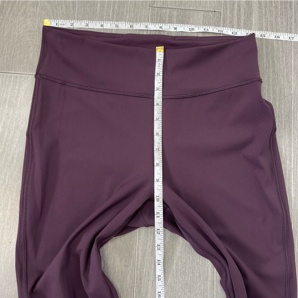 Lululemon Tied To It Crop 21" Black Cherry 10 High Rise Leggings Tights Yoga Gym - Picture 14 of 16